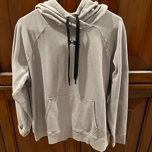 Under Armour Women’s Hoodie Size XL